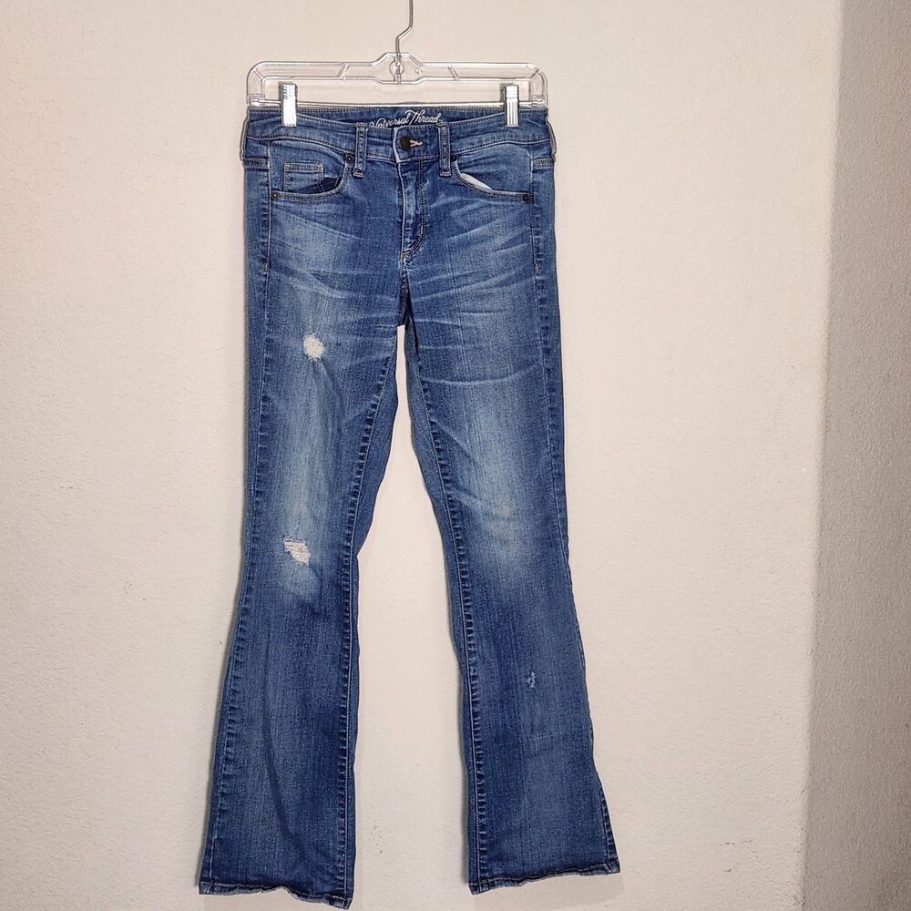 Universal Thread Distressed Flare Jeans Womens 2/26R Stretch Blue Denim